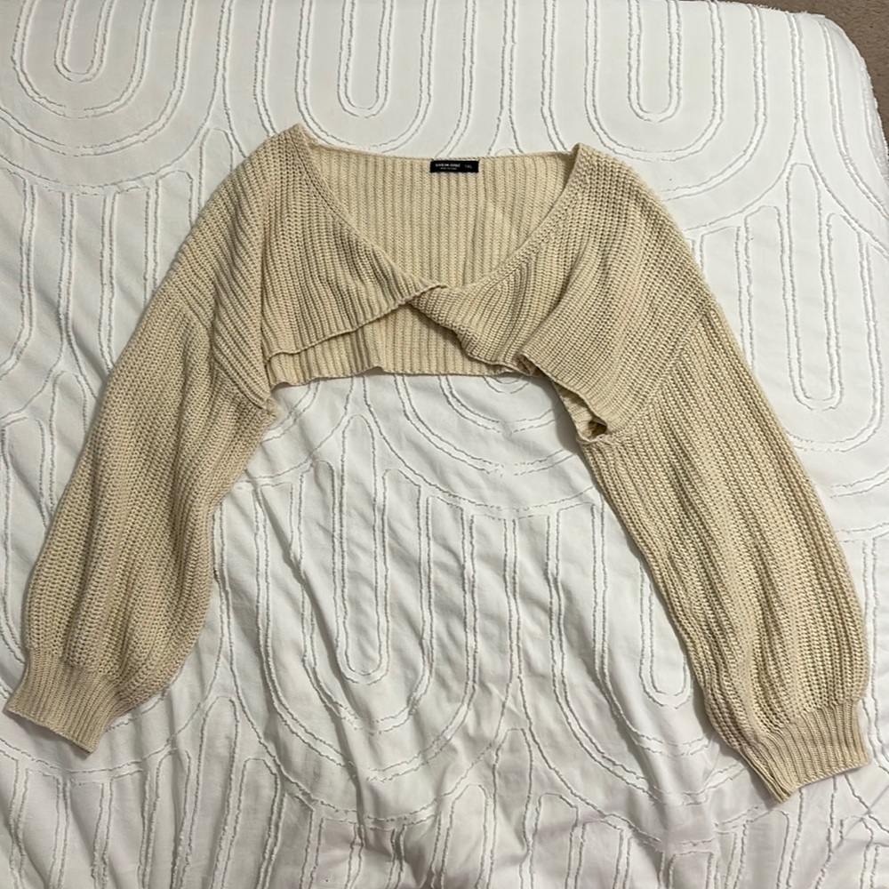 Chest cut sweater